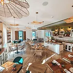 The Lost Garden 5* Вила-Нова-ди-Гая