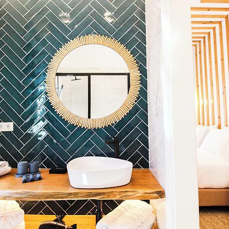 The Lost Garden Hotel *